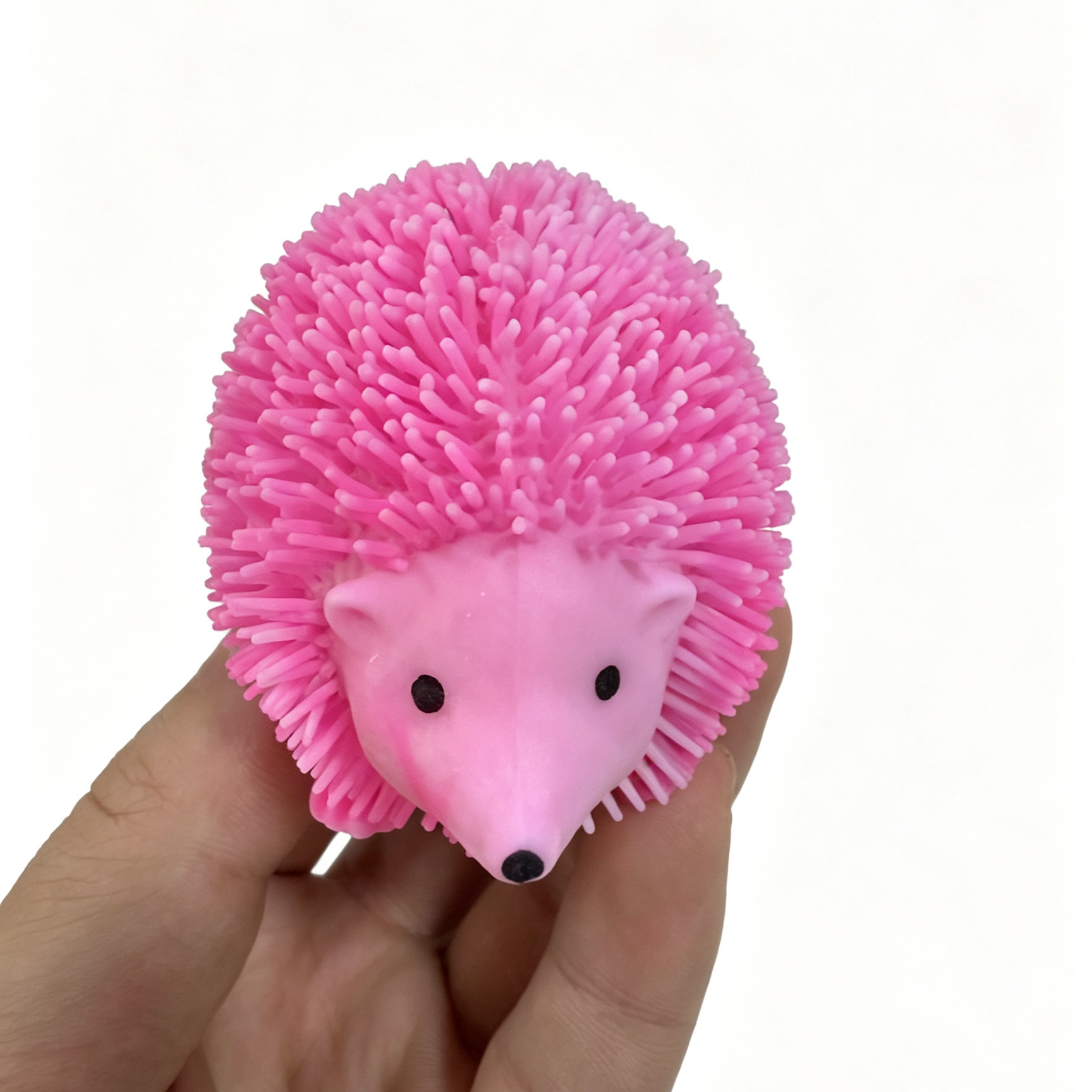 サクサクとした手触りの、手作りのボール型ハリネズミのおもちゃ - Novelty Gifts のレビューと価格